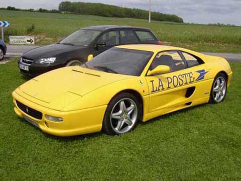 la poste en ferrari