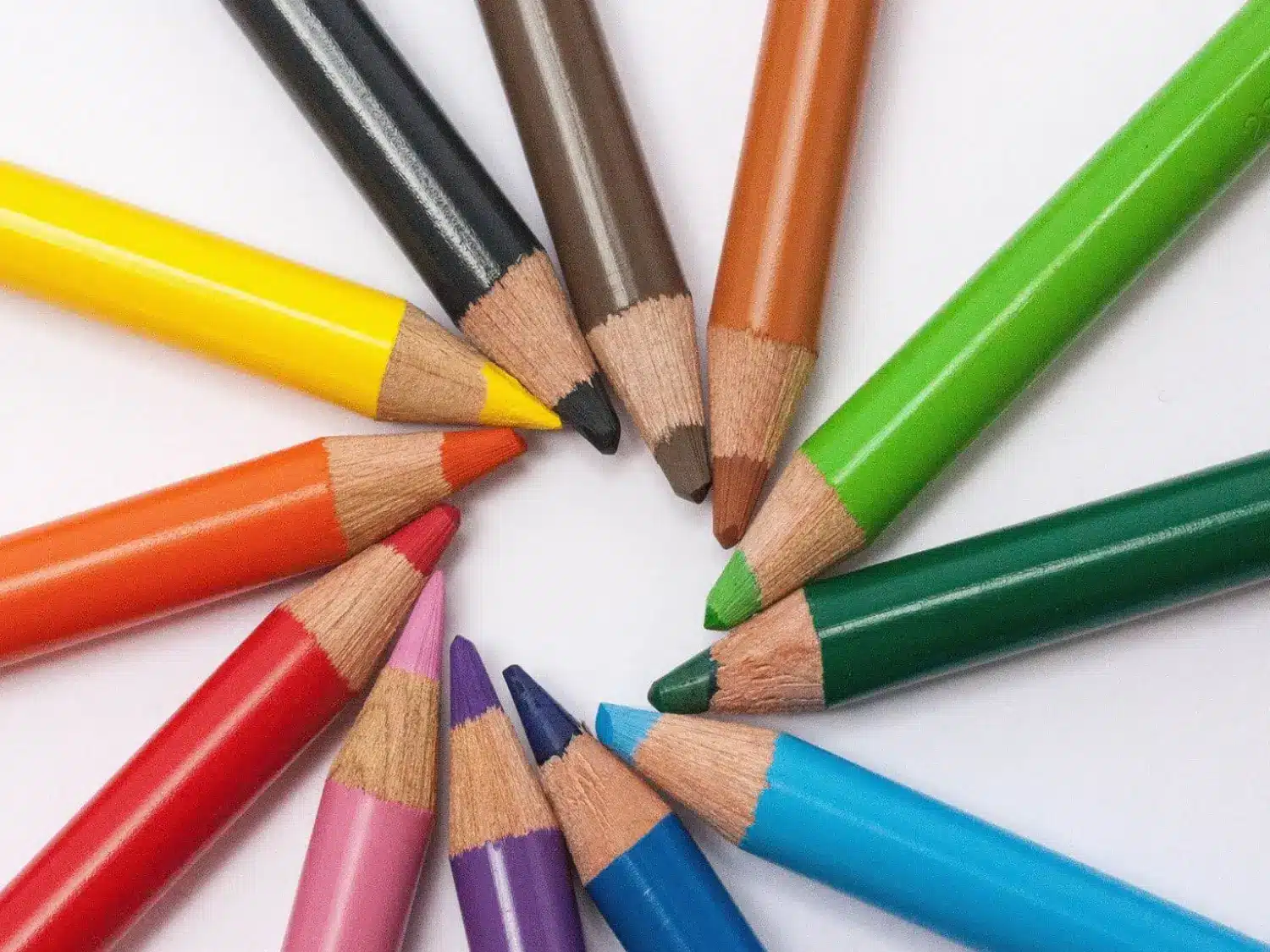 2 astuces pour percer sur un marché concurrentiel